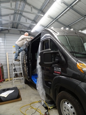 Solar rail attachment kit